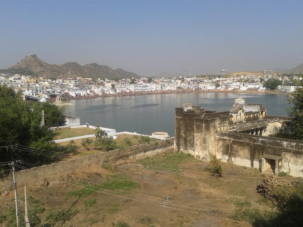 Pushkar Lake Palace ภายนอก รูปภาพ